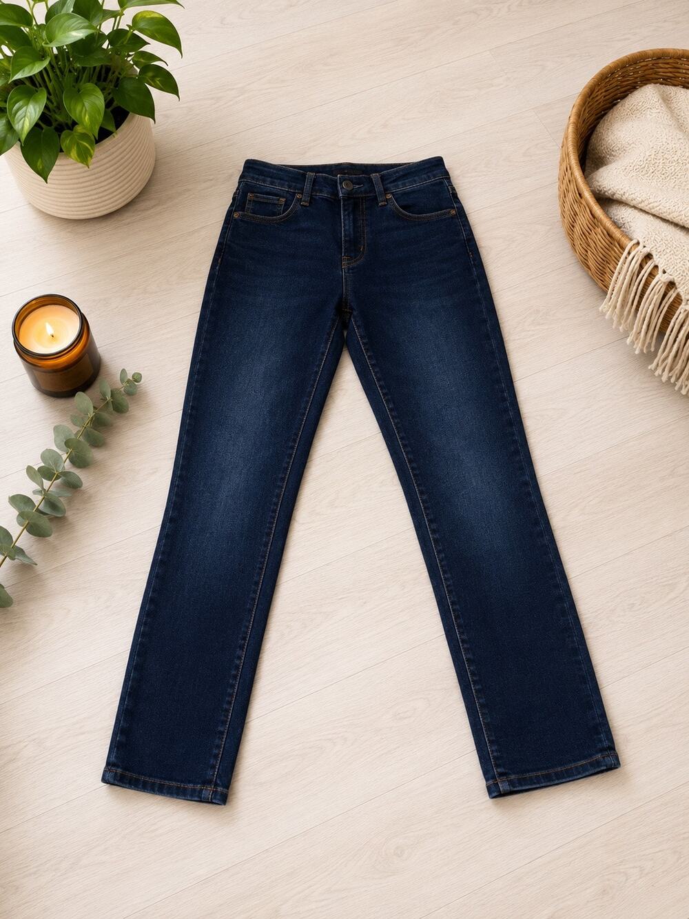 Express Women’s Size 4R Skinny Mid Rise Dark Wash Stretch Jeans